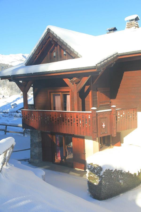 Appartement Chaleureux Les Houches 29 M² Piscine Partagee Exterior photo